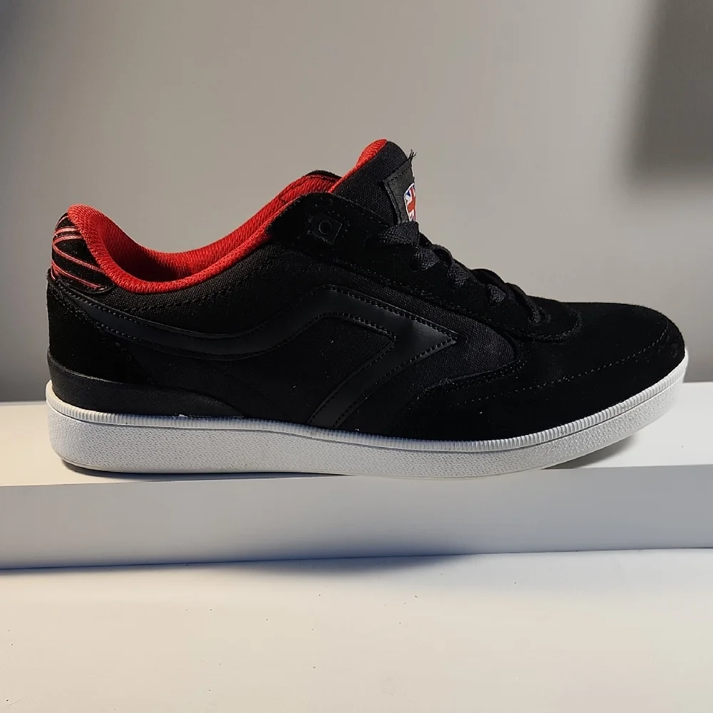 Airspeed x Brian Sumner‎ Men’s Skate Shoes – Black/Red – Size 8 Retro
